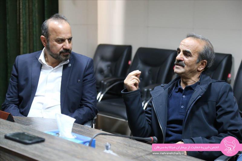 "علی اصغر علمدار پور"، مدیر منطقه‌ای بانک تجارت روز شنبه 24 آذر 97 در بازدید هیئت همراه از کلینیک تخصصی مهرانه