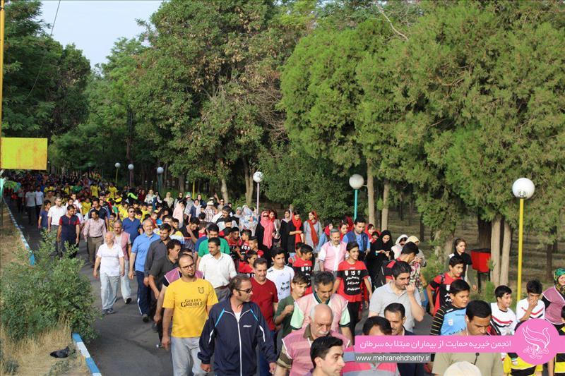 ورزش صبحگاهی مفرح مشترک مهرانه با ورزشکاران مدارس فوتبال استان زنجان در محل پارک ملت برگزار شد